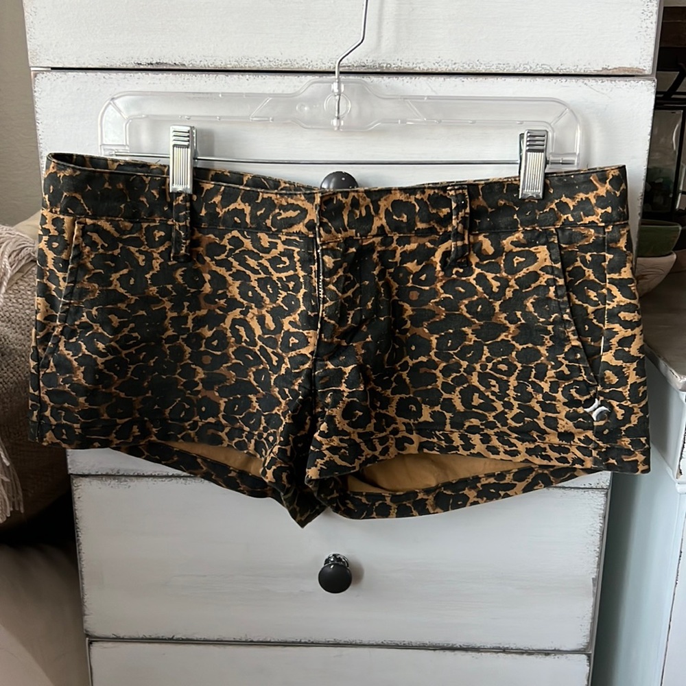 Hurley low rider women’s shorts. 2.5”. Size 7. Leopard print